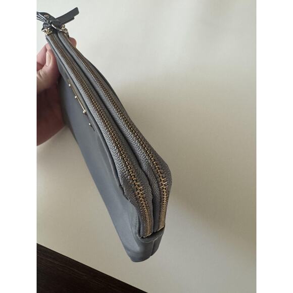 Kate Spade Wristlet Clutch Gray Nylon Double Zip Pouch Card Slots Small - Picture 12 of 12